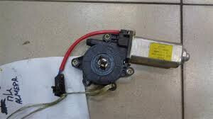 Электромотор левого переднего стеклоподемника Nissan Almera N15  1998 Гадяч