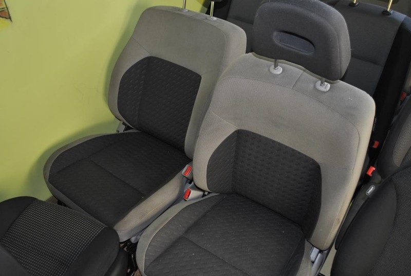 Сидушка Nissan X-Trail T30 универсал 2003 г.  2.0 л бензин Ровно