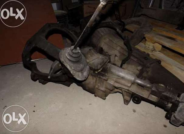 КПП Ford Transit  1988 2.5 Дизель 