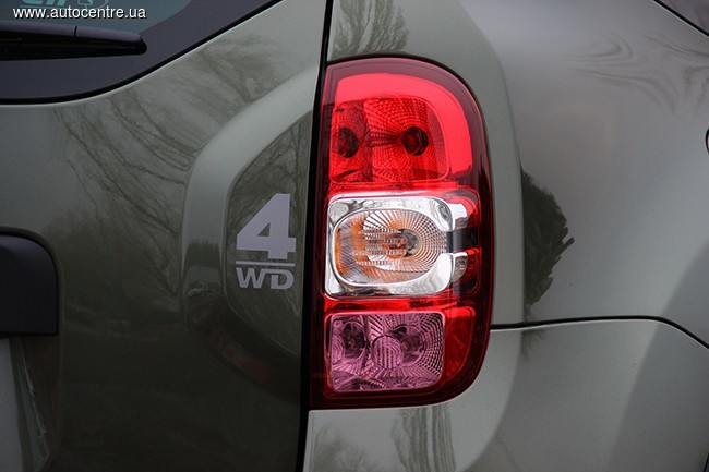 Фонарь задний правый Renault Duster  2015 1.5 Дизель Киев