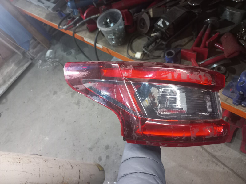 Фонарь лівий задній зовнішній 265556mr0a америка Nissan Rogue  2020 2.5 Бензин Чабани