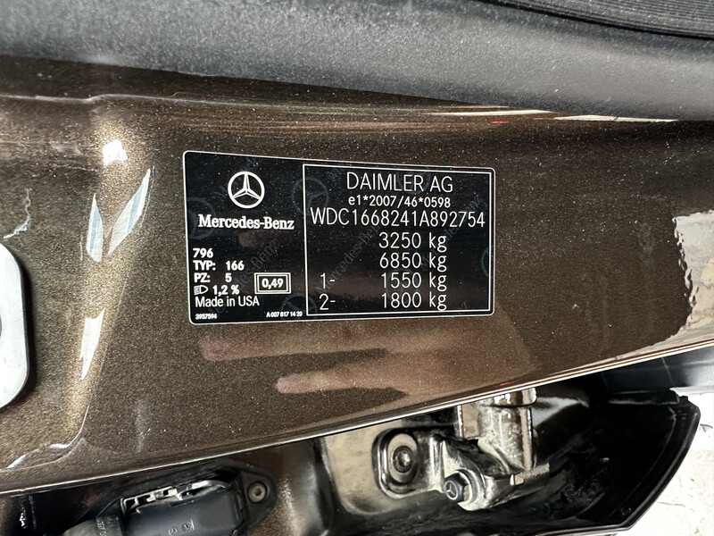 Дверь передняя левая Mercedes CLS-Class 2016 г.  3.0 л дизель Ровно