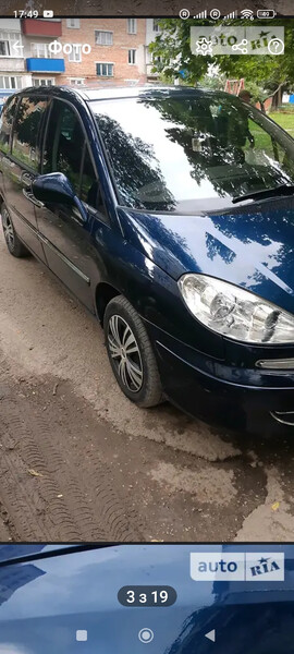 Бампер передний Peugeot 807  2011 1.9 Дизель 
