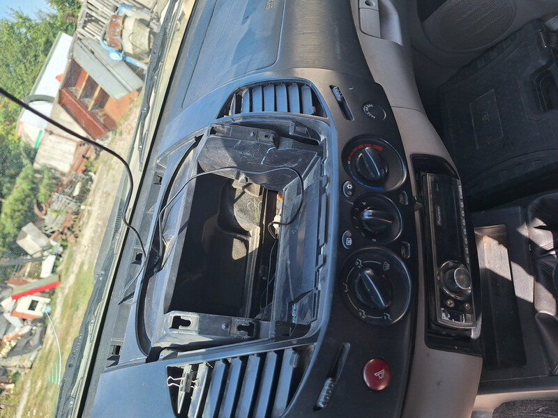 Поличка в панель Mitsubishi L 200  2006 2.5 Дизель Збараж