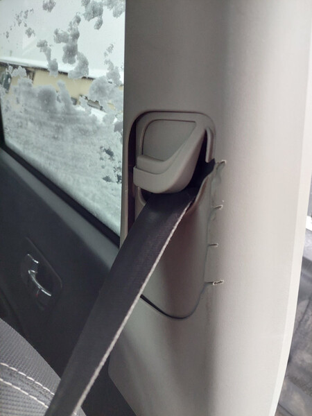 Стійка пластмасова ліва Nissan Qashqai J10  2008 универсал 1.5 Дизель Луцк