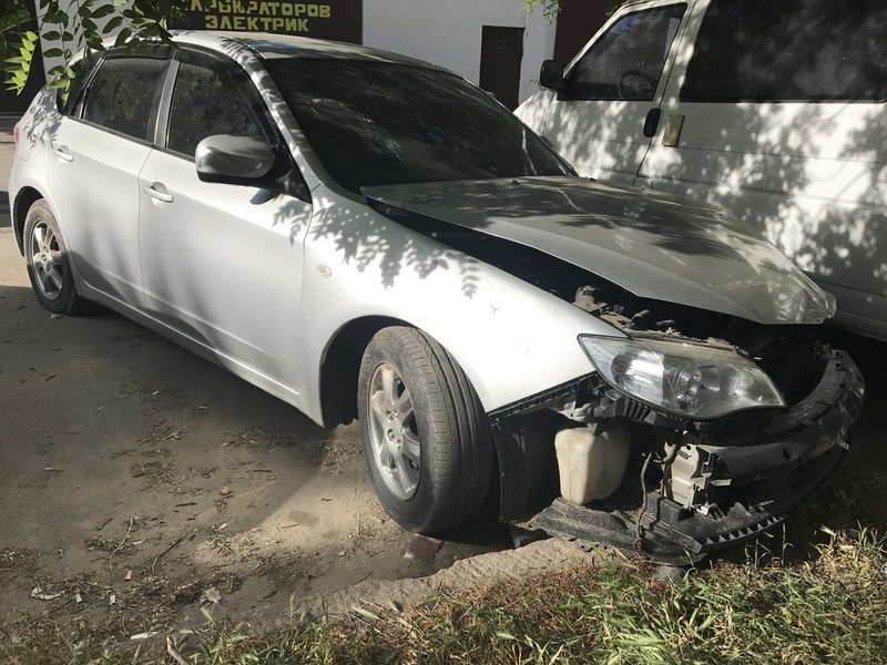 Бампер передний Subaru Impreza  2008 хэтчбек 2.0 Бензин Одесса