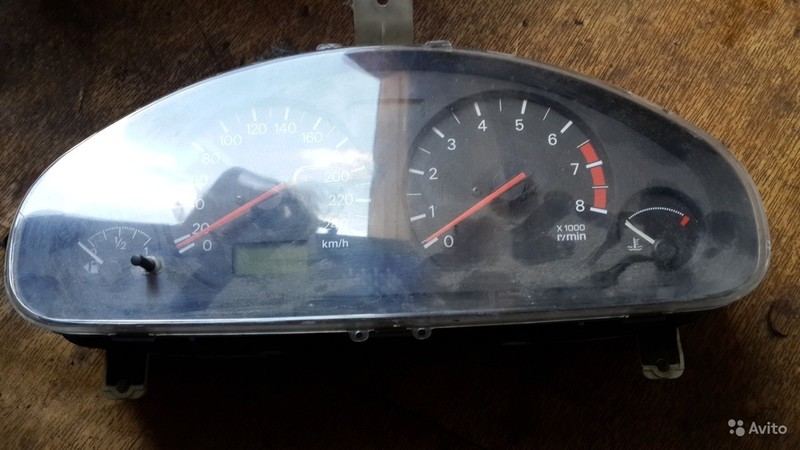 Панель приборов Mitsubishi Carisma  2003 1.6 Бензин Львов