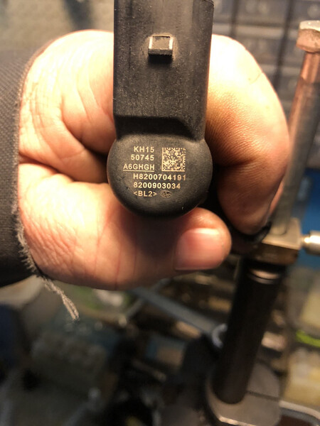 Форсунка Renault Megane 3 купе 2012 г.  1.5 л дизель