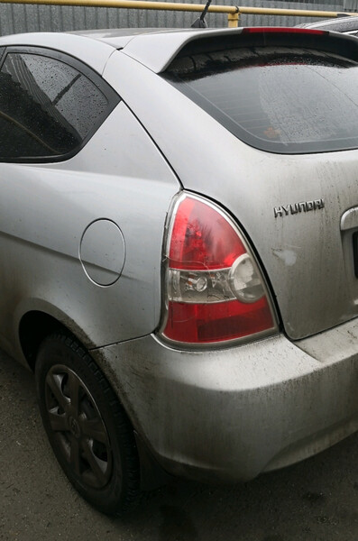 Стоп задній лівий Hyundai Accent  2006 хетчбек 1.4 Бензин 