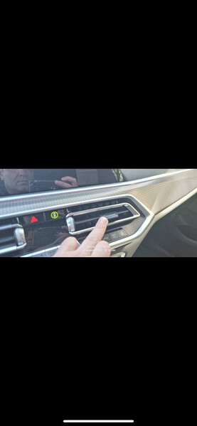 Правый дефлектор обдува салона (на центральной консоле) BMW X5  2022 3.0 Дизель 