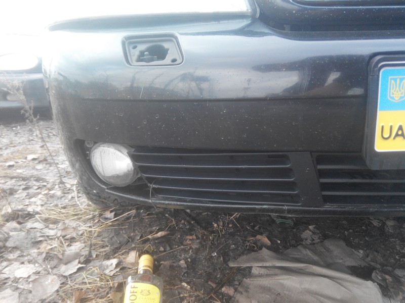 Облицовка бампера переднего Audi A4 В5 1995 1.8 Бензин Бровары