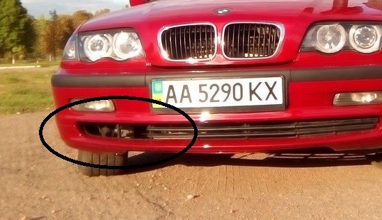 Заглушка в ришотку бампера BMW 3 Series  1998 1.9 Бензин Ніжин