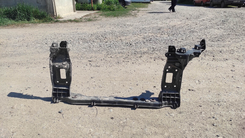 Передняя панель Hyundai Tucson  2015 универсал 2.0 Бензин Черновцы