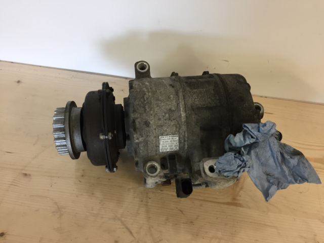 Компрессор кондиционера 7H0820805E   Volkswagen T5 (Transporter), Volkswagen Touareg