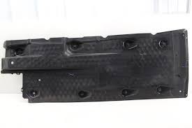 Захист днища кузова 1K0 825 201 AЕ   Skoda Octavia, Skoda Octavia A5, Volkswagen Touran