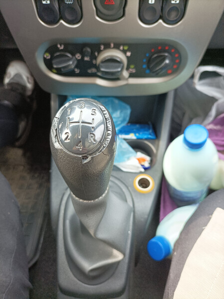 Ручка КПП Dacia Sandero  2010 хэтчбек 1.2 Гибрид Львов