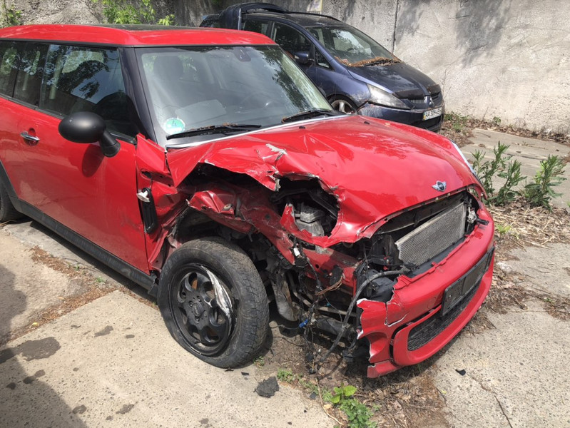 Бампер передний MINI Clubman  2012 универсал 1.6 Бензин Киев