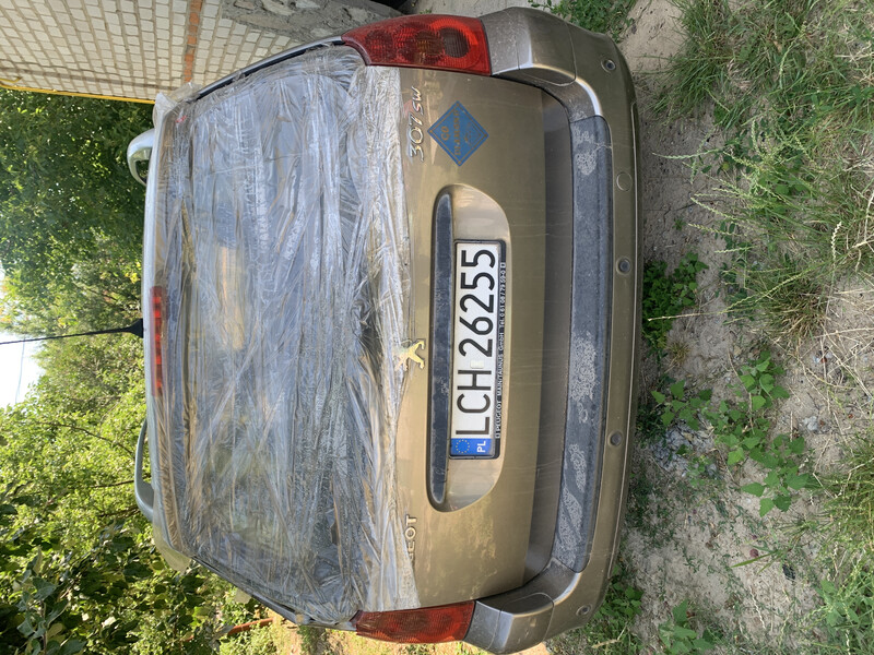 Стекло заднее Peugeot 307  2003 хэтчбек 2.0 Дизель 