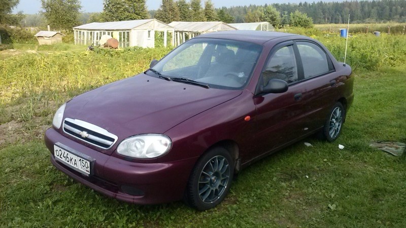 Крылья передние Daewoo Lanos  2005 1.6 Бензин Киев