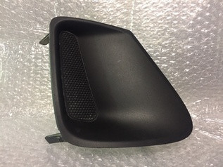 Заглушка противотуманной фары правая 8148112170   Toyota Corolla