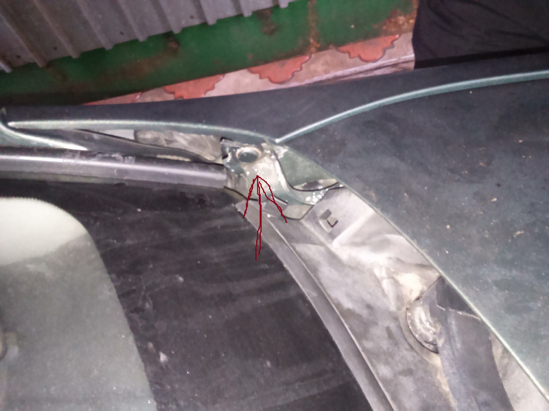 Уголок жабо Chevrolet Epica  2007 2.0 Бензин 