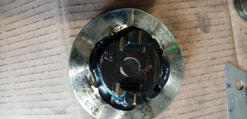 Кулачкова шайба і ролики пнвт Audi 80 B2  1982 1.6 Дизель 