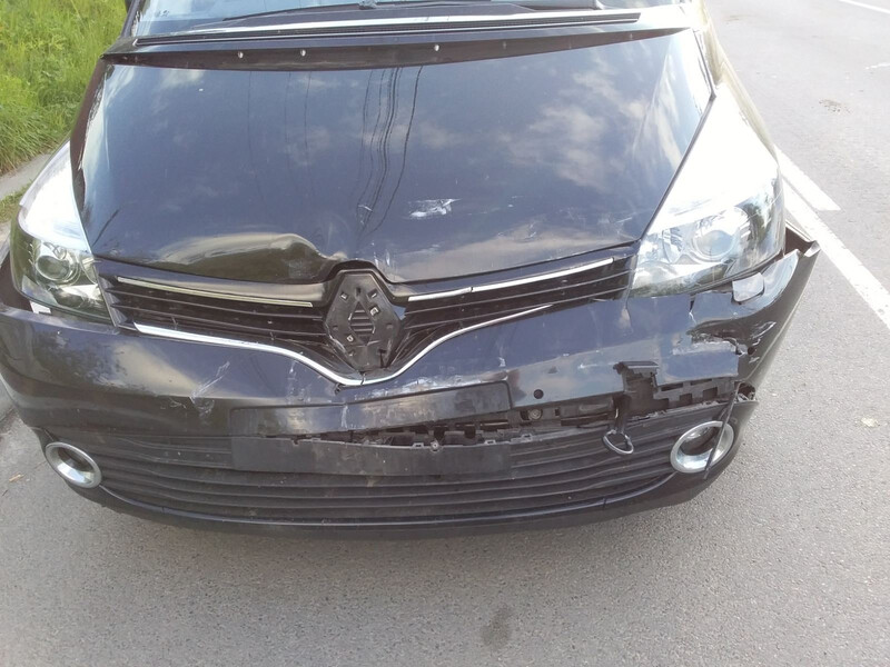 Капот Renault Espace 4 универсал 2012 г.  2.0 л бензин Киев