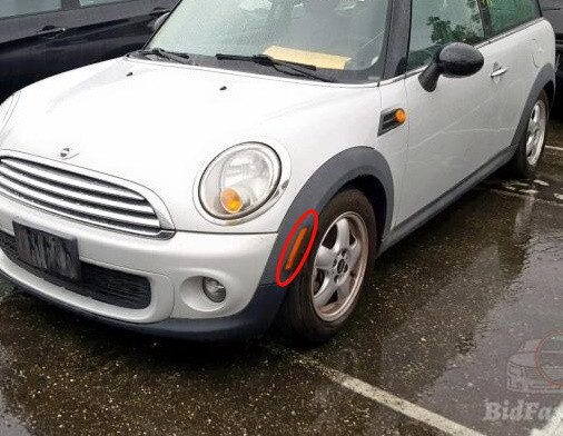 Повторитель поворота левый в крыле MINI Clubman  2011 универсал 1.6 Бензин Киев