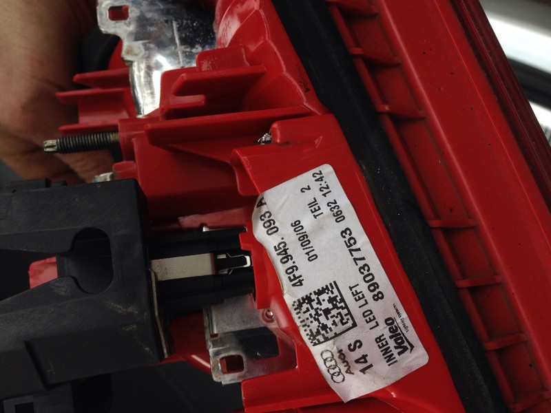 Задній ліхтар Audi A6 allroad quattro  2007 3.2 Бензин 