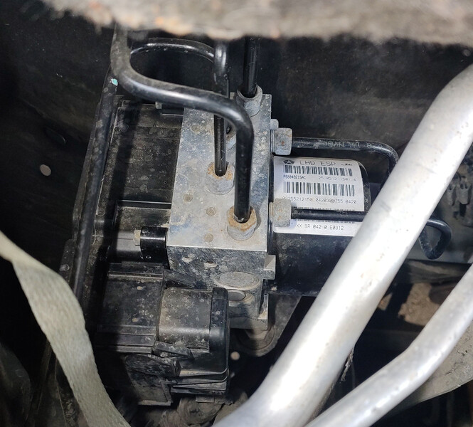 Блок ABS 68067 059AB   Jeep Patriot