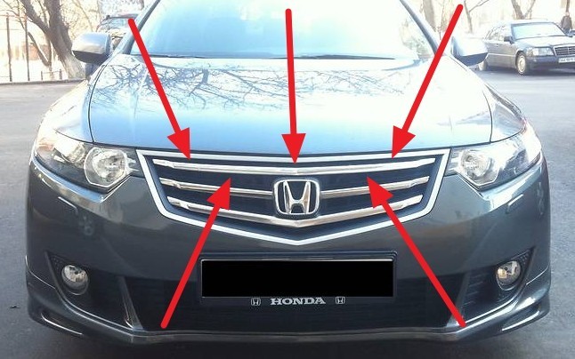 Молдинг решетки радиатора верхний. Honda Accord CU 8 2008 2.4 Бензин Краматорск