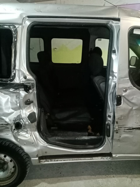 Сдвижная дверь в сборе, стекло Citroen Berlingo  2005 2.0 Дизель 