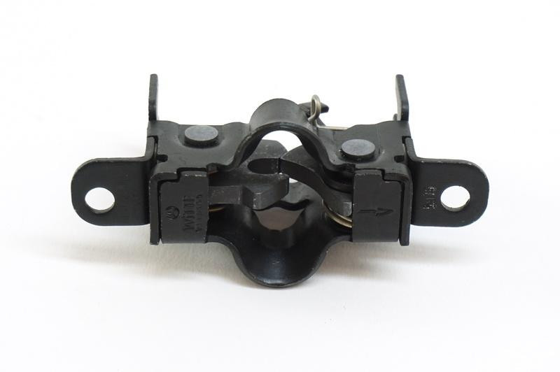 Замок капота A2108800960   Mercedes E-Class, Mercedes G-Class, Mercedes M-Class