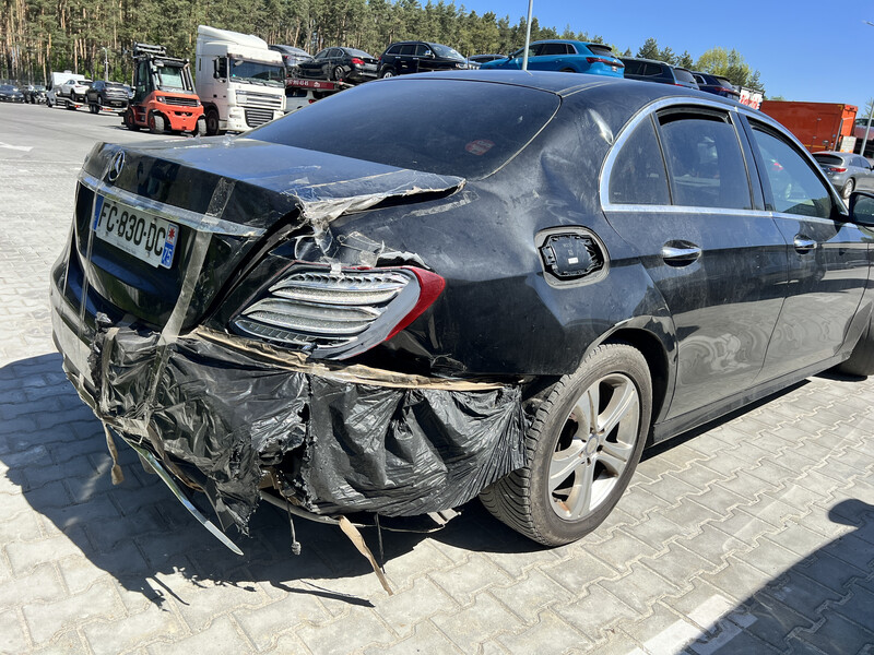 Задний бампер Mercedes-Benz E-Class  2018 2.2 Дизель Коломыя