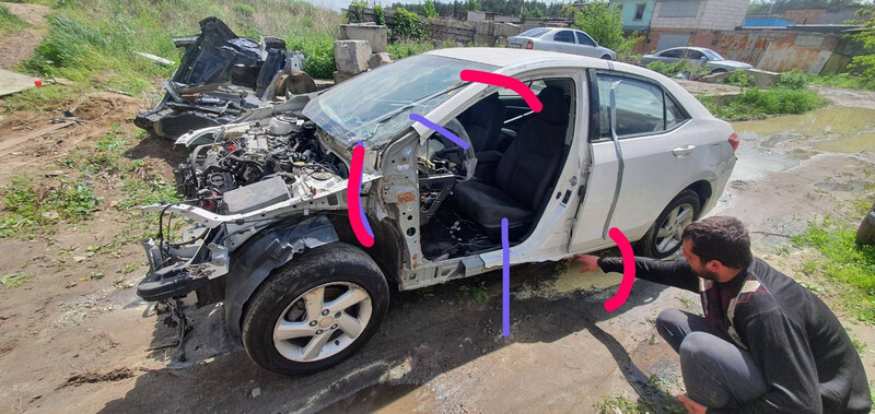 Левая передняя кузовная стойка Toyota Corolla  2015 1.6 Бензин Киев