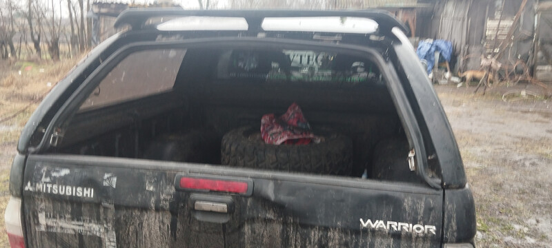 Заднє скло кунг Mitsubishi L 200  2005 2.5 Дизель Львов