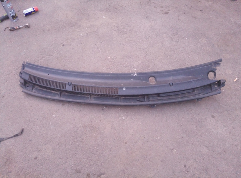 Жабо вітрового скла Toyota Yaris 2NZ- FE 2006 1.3 Бензин 