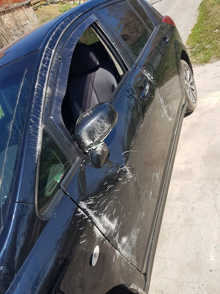 Левый переднийкузовной стекляный уголок с рамкой Nissan Tiida C11  2008 хетчбек 1.6 Бензин Хмельницький