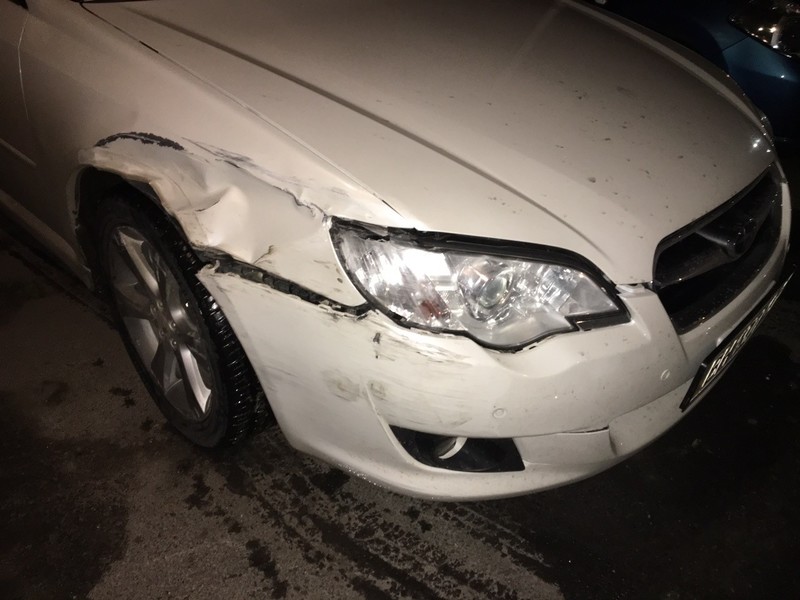 Фара R Subaru Legacy 4  2008 2.5 Бензин 