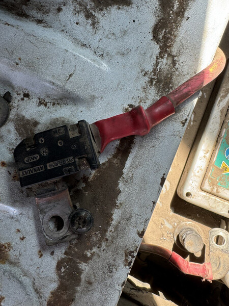 Клемма trafic 1.9dci Opel Vivaro  2005 1.9 Дизель Харьков