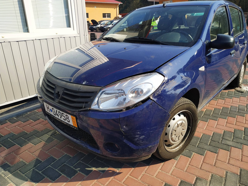 Крыло левое переднее Dacia Sandero  2008 хэтчбек 1.4 Бензин Луцк