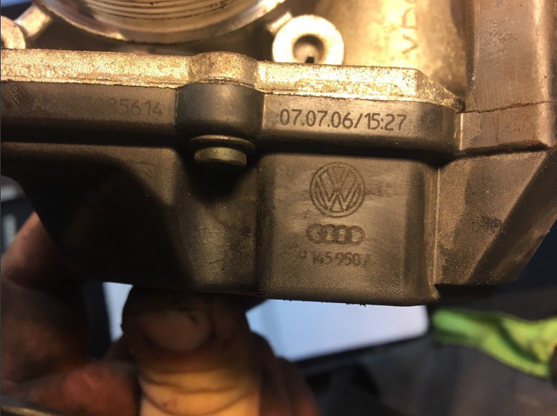 Дроссельная заслонка Audi A6 С6 2006 2.7 Бензин Хмельницкий