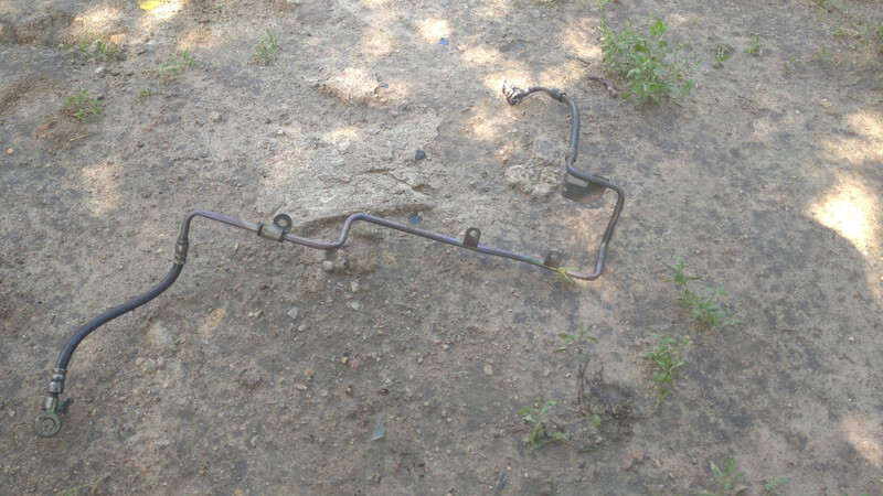 Трубка подачи масла на вакуум Nissan Primera  2002 2.0 Дизель 