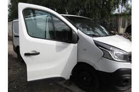 Дверь передняя правая Renault Trafic 3 2016 г.  2.5 л дизель Киев