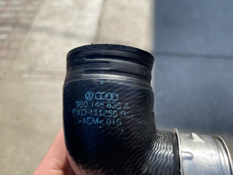 Патрубок турбины Audi A4 2007 г.  Владимирец