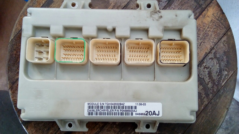 Блок bcm body control module Dodge Caravan  2002 универсал 2.4 Бензин Львов