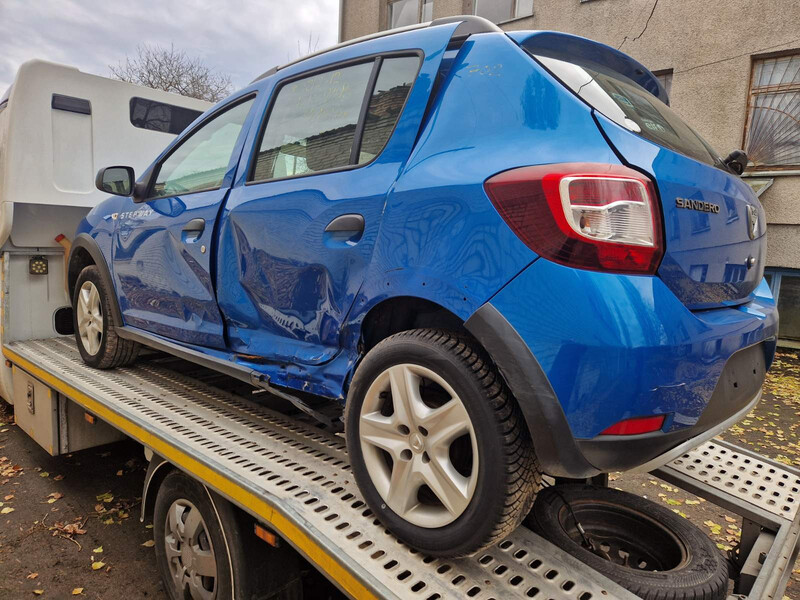 Порог кузова Dacia Sandero  2013  Электро 