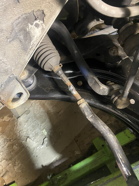 Рулевая тяга Nissan Juke 2015 г.  1.6 л бензин