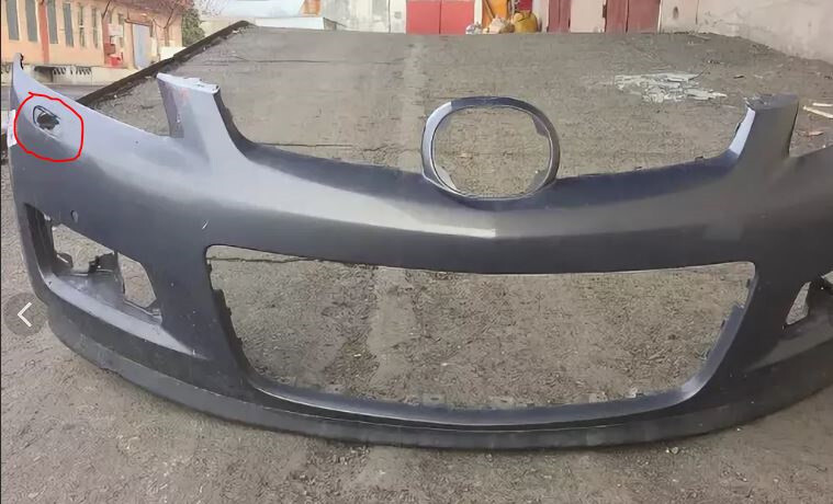 Бампер передний Mazda CX-7  2008 2.6 Бензин Киев