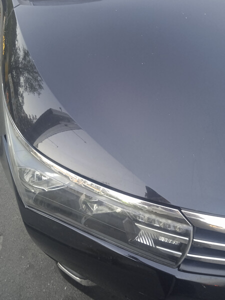 Накладка хром правая Toyota Corolla  2014 1.3 Бензин 